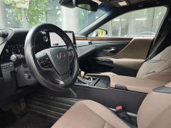 Lexus ES 200 Premium Edition - ფოტო 10