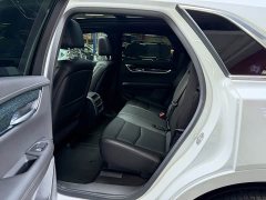 Cadillac XT5 2.0T FWD Luxury - ფოტო 8