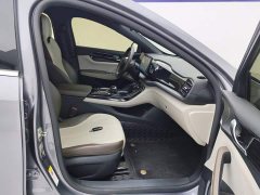 BYD Qin PLUS Glory Edition DM-i 55KM Leading - ფოტო 8