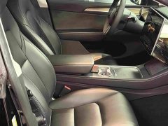 Tesla Model Y Long Range All-Wheel Drive - ფოტო 14