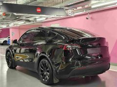 Tesla Model Y Long Range All-Wheel Drive - ფოტო 3