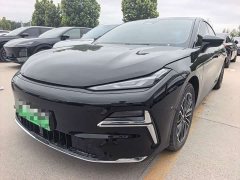 Geely Galaxy Xingyao 8 130km EM-i Premium Edition - ფოტო 1