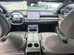 Geely Galaxy Xingyao 8 130km EM-i Premium Edition - ფოტო 7