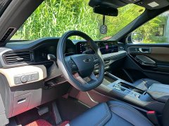 Ford Explorer 2024 2.3T EcoBoost Kunlun Peak Edition 7-Seater - ფოტო 9