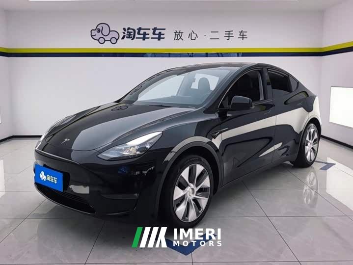 Tesla Model Y Facelift Rear-Wheel Drive