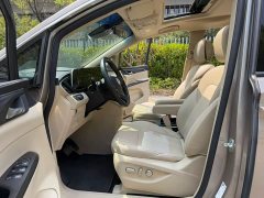 Buick GL8 ES Luxe Enjoyment Edition - ფოტო 11