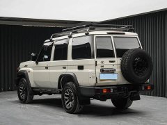 Toyota Land Cruiser (Imported) LC76 2.8T Diesel - ფოტო 4
