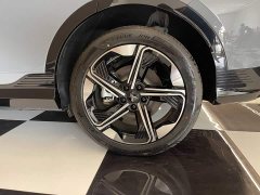 Voyah Lantu Zhiyin Ultra-Long Range Smart Comfort Edition - ფოტო 9