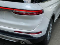 Lincoln Explorer 2.0T Two-Wheel Drive Premium - ფოტო 20