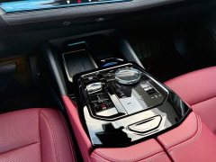 BMW 5 Series 530Li Luxury M Sport Package - ფოტო 10
