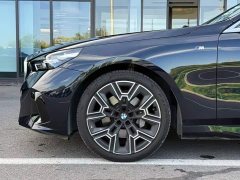 BMW 5 Series 530Li Luxury M Sport Package - ფოტო 6