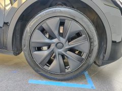 Tesla Model Y Long Range All-Wheel Drive - ფოტო 6