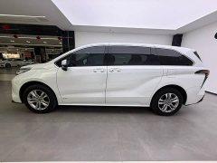 Toyota Sienna 2.5L Hybrid Comfort Edition - ფოტო 10
