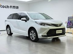 Toyota Sienna 2.5L Hybrid Comfort Edition - ფოტო 12
