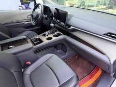 Toyota Sienna 2.5L Hybrid Comfort Edition - ფოტო 20