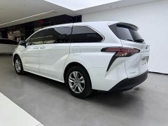 Toyota Sienna 2.5L Hybrid Comfort Edition - ფოტო 9