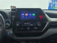 Toyota Crown Venza 2021 2.5L HEV AWD Elite - ფოტო 13