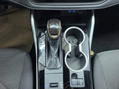 Toyota Crown Venza 2021 2.5L HEV AWD Elite - ფოტო 16