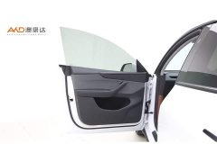 Tesla Model Y Rear-Wheel Drive - ფოტო 10