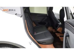 Tesla Model Y Rear-Wheel Drive - ფოტო 8