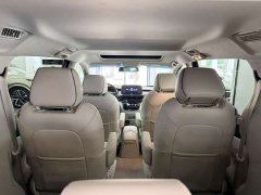 Buick GL8 Land Business Class 652T Luxury - ფოტო 9
