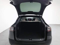 Tesla Model Y Rear-Wheel Drive - ფოტო 16
