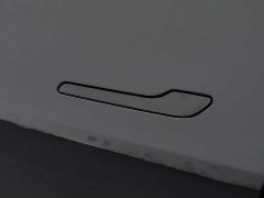 Tesla Model Y Rear-Wheel Drive - ფოტო 18