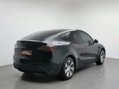 Tesla Model Y Rear-Wheel Drive - ფოტო 2