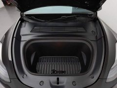 Tesla Model Y Rear-Wheel Drive - ფოტო 6
