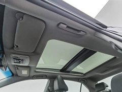 Toyota Camry 2.5G Luxury - ფოტო 14