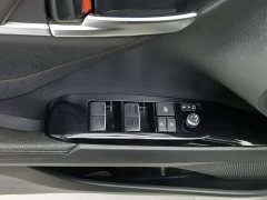 Toyota Camry 2.5G Luxury - ფოტო 9