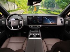 Li Auto L9 Pro - ფოტო 9