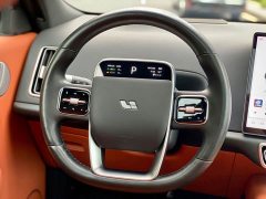 Li Auto L8 2023 Pro - ფოტო 17