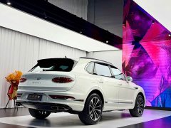 Bentley Bentayga 4.0T V8 - ფოტო 7
