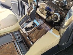 Toyota Alphard 2021 Hybrid 2.5L Luxury - ფოტო 10