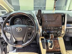 Toyota Alphard 2021 Hybrid 2.5L Luxury - ფოტო 9