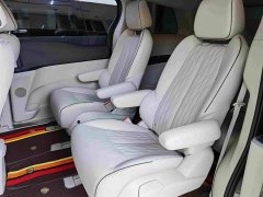 Buick GL8 Land Business Class 652T Premium - ფოტო 11