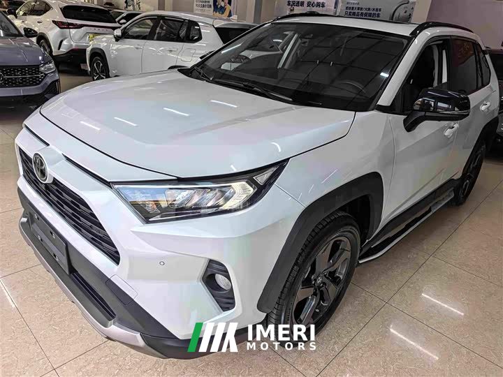 Toyota RAV4 2.0L CVT AWD Premium Edition - ავტომობილი ჩინეთიდან