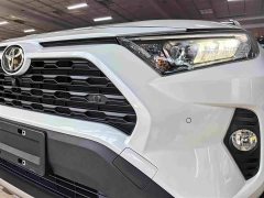 Toyota RAV4 2.0L CVT AWD Premium Edition - ფოტო 17