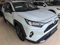Toyota RAV4 2.0L CVT AWD Premium Edition - ფოტო 3