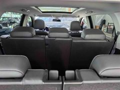 Volkswagen Tiguan L 380TSI Automatic AWD R-Line Comfort 7-Seater - ფოტო 7