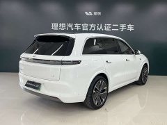 Li Auto L8 Ultra Smart Refresh Edition - ფოტო 7
