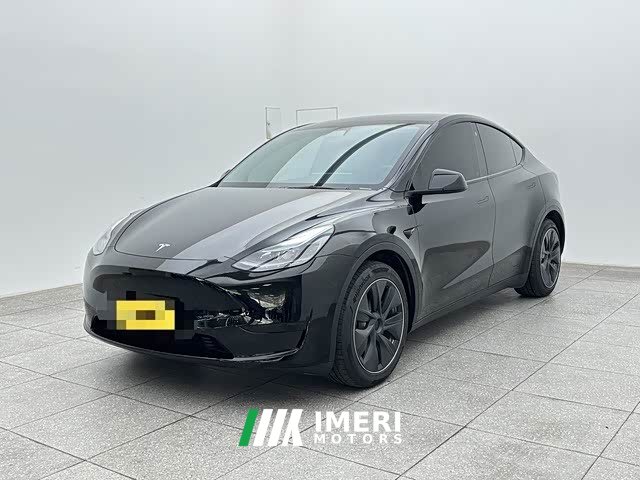 Tesla Model Y Facelift Rear-Wheel Drive