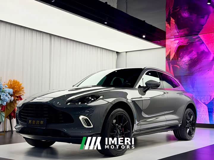 Aston Martin DBX 3.0T Straight-Six - ავტომობილი ჩინეთიდან