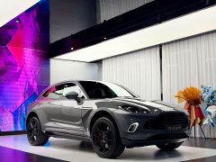 Aston Martin DBX 3.0T Straight-Six - ფოტო 3