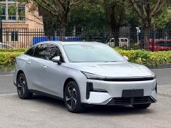 Geely Galaxy L6 EM-i 140km Starship Edition - ფოტო 19