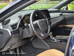 Lexus ES 300h Excellence - ფოტო 13