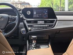 Lexus ES 300h Excellence - ფოტო 18