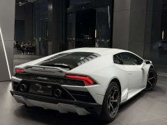 Lamborghini Huracán 2020 Huracán EVO RWD - ფოტო 9
