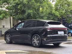 Li Auto i6 Four-Wheel Drive Standard Edition - ფოტო 13